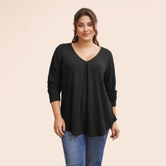 Plus Size Black Loose Fit T-Shirt – Slimming Office Wear for Autumn and Winter (F00290772)