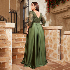 Plus Size Cocktail Evening Dress – Elegant and Flattering Design (F00292737)